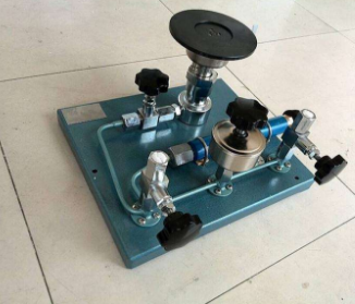 活塞式壓力計工作介質