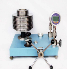 0.05級(jí)活塞式壓力計(jì)標(biāo)準(zhǔn)裝置操作程序
